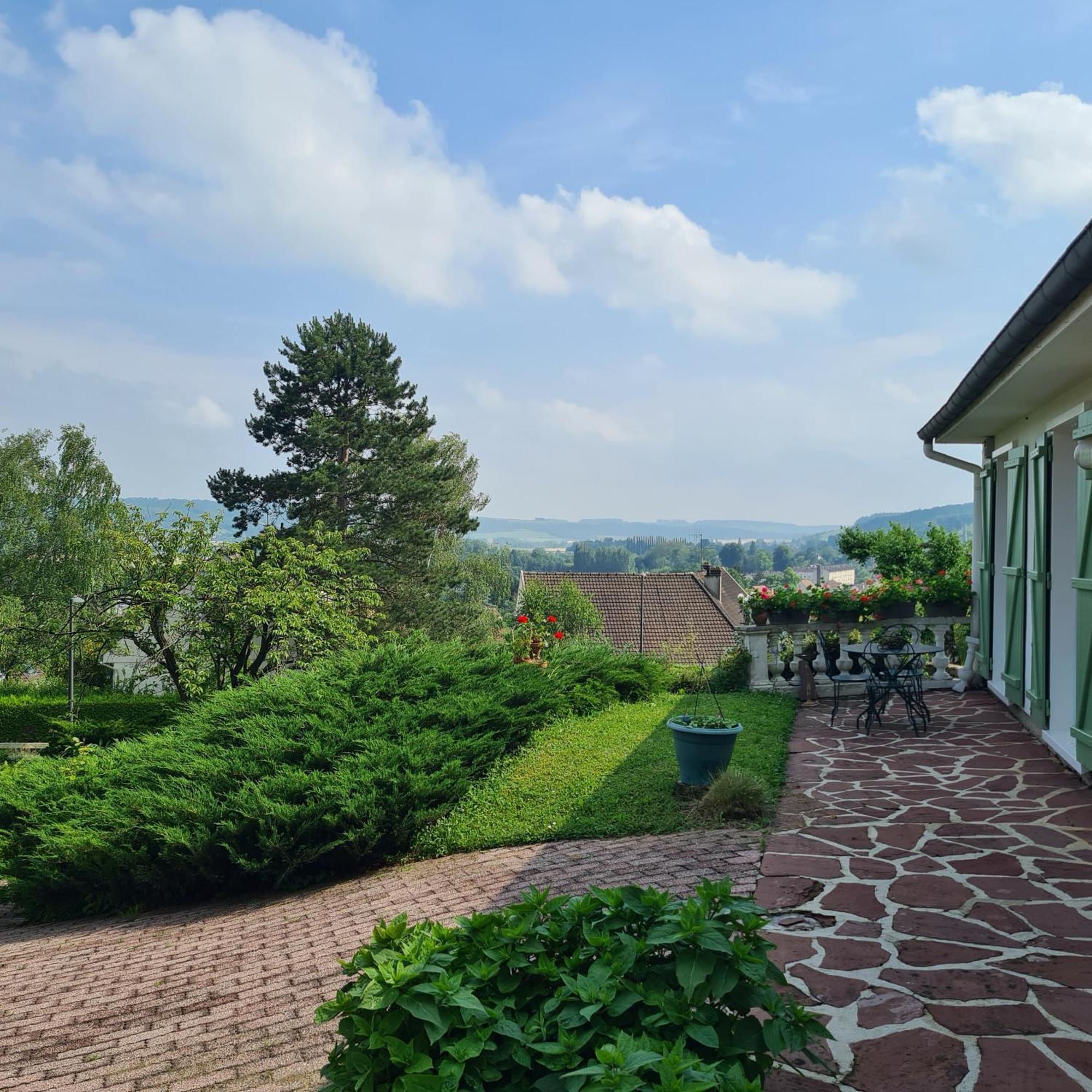 Chambre Tom Château-Thierry Εξωτερικό φωτογραφία